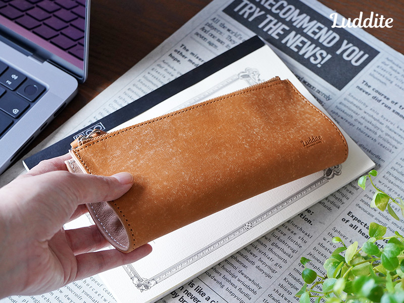 【イタリアンレザー MAYA】ペンケース 仕切りあり 2ポケット付き ベンディ 本革 Luddite ラダイト