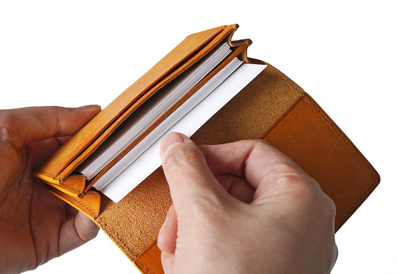 名刺入れ 笹マチ【プエブロレザー】名刺入れ WINGLIDE 本革